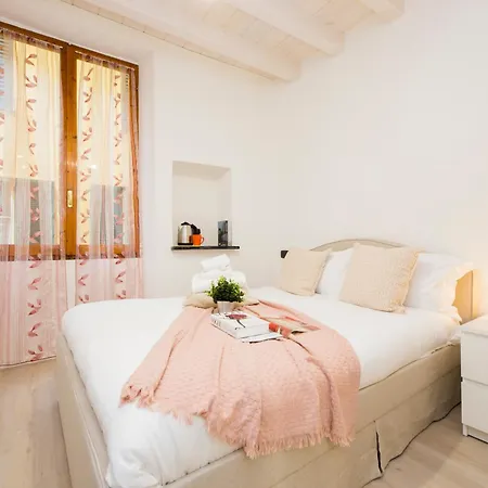 Casaviva - Cozy Minimal In Ancient Apartment *